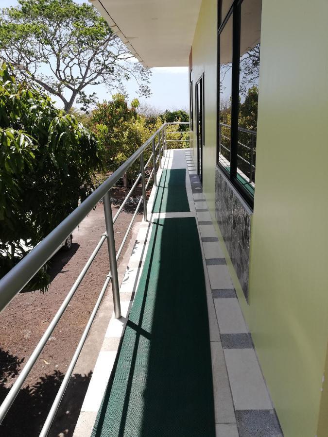 Cucuve Eco Hostal Puerto Baquerizo Moreno Exteriör bild