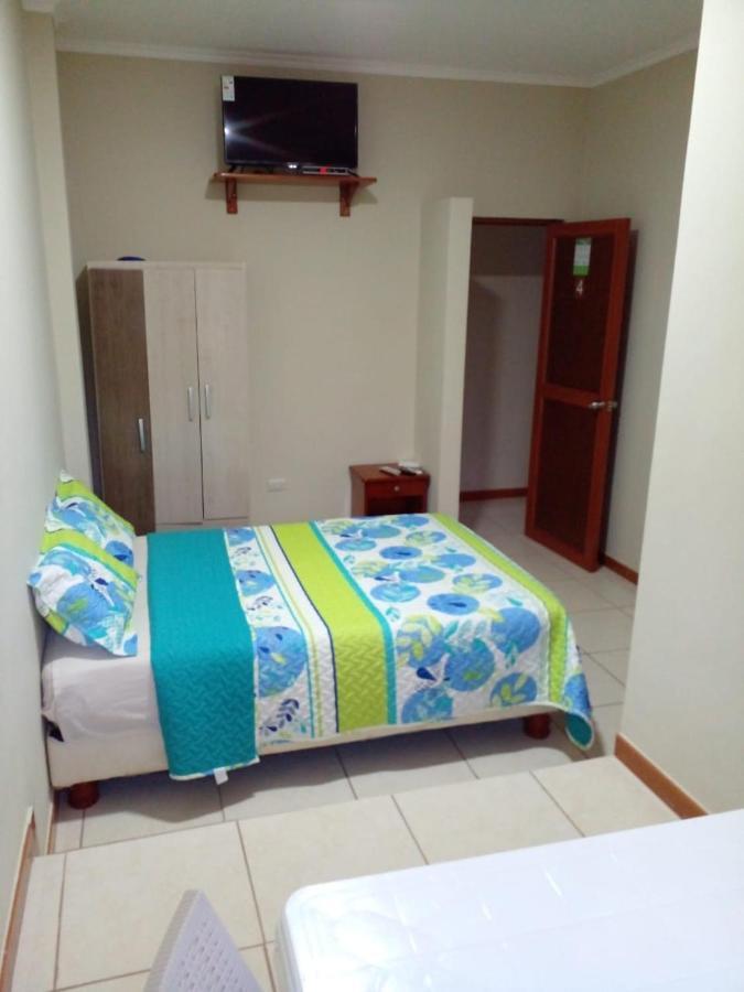 Cucuve Eco Hostal Puerto Baquerizo Moreno Exteriör bild